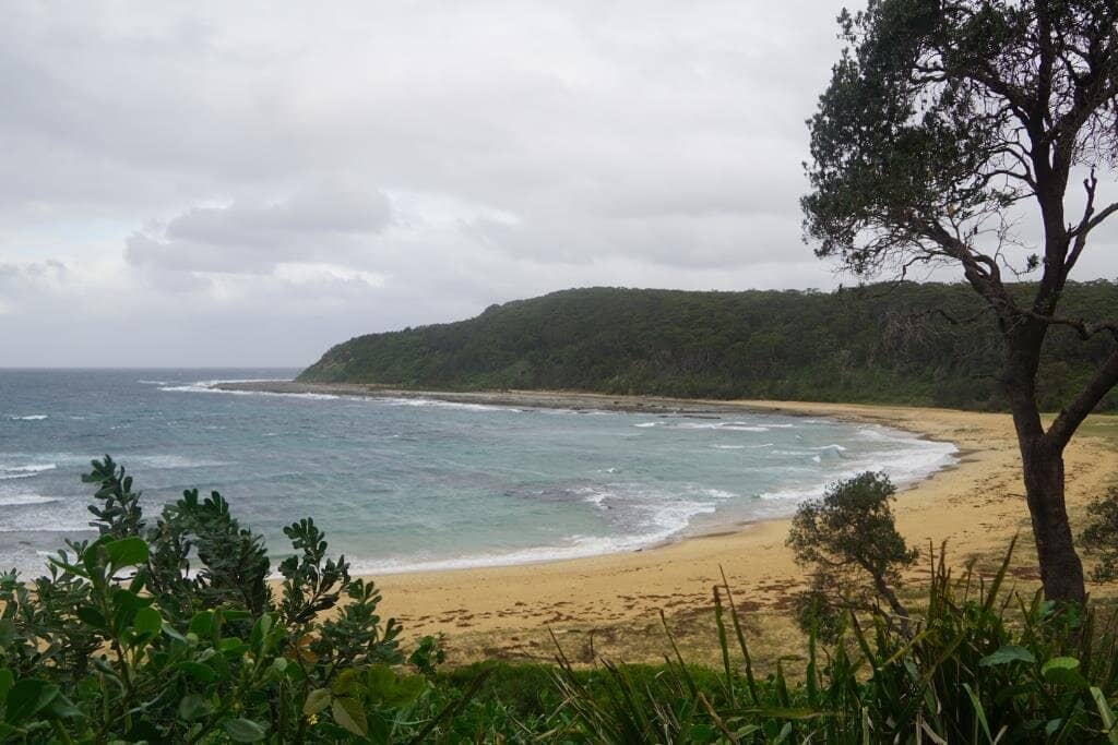 Bateau Bay Beach