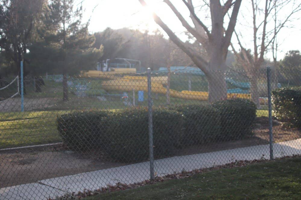 Picnic & Play Areas