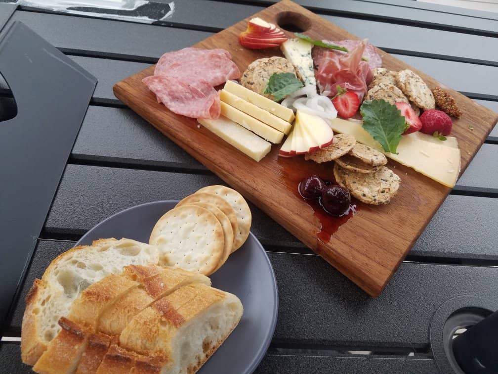 Buttery Cheesy Bread