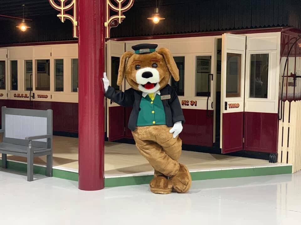 Roundhouse & Locomotive Displays