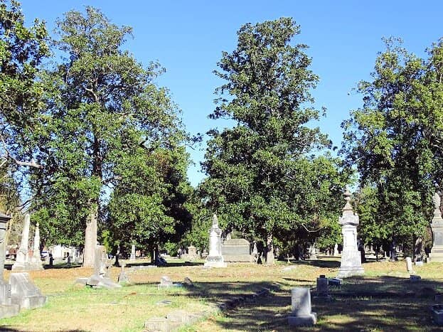 The Hunt Family Tomb