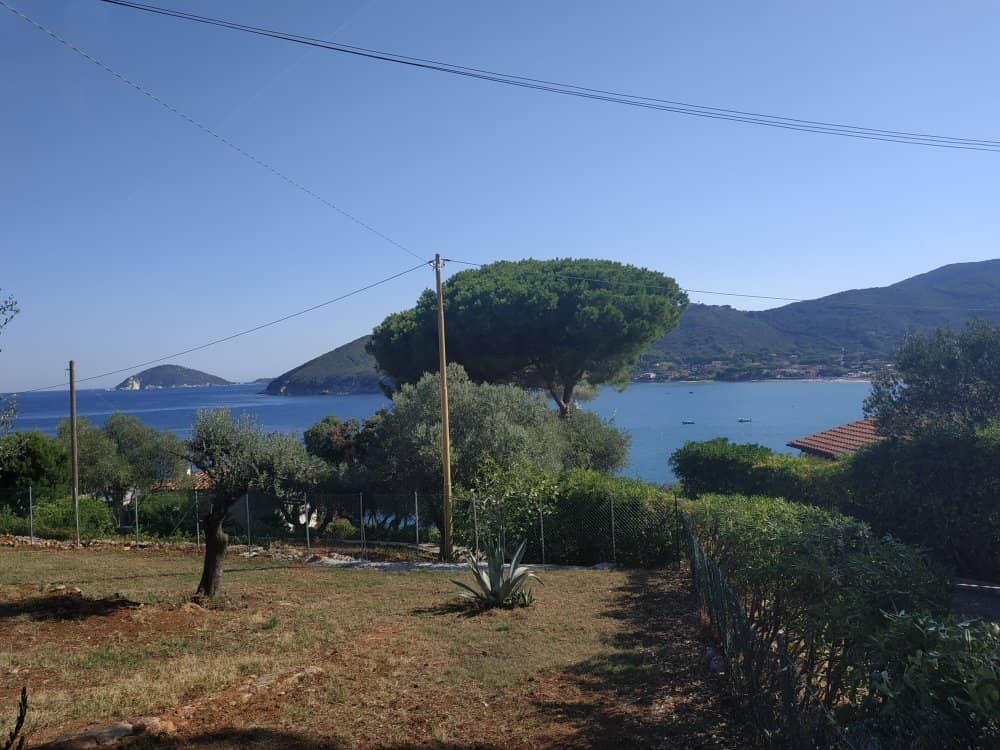 Beachfront Hotel Bar