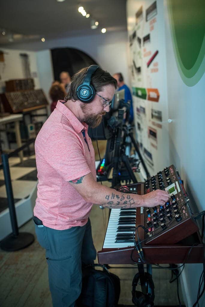 Interactive Theremin Station