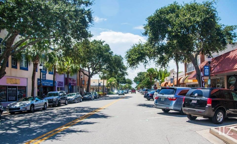 Vibrant Downtown Atmosphere