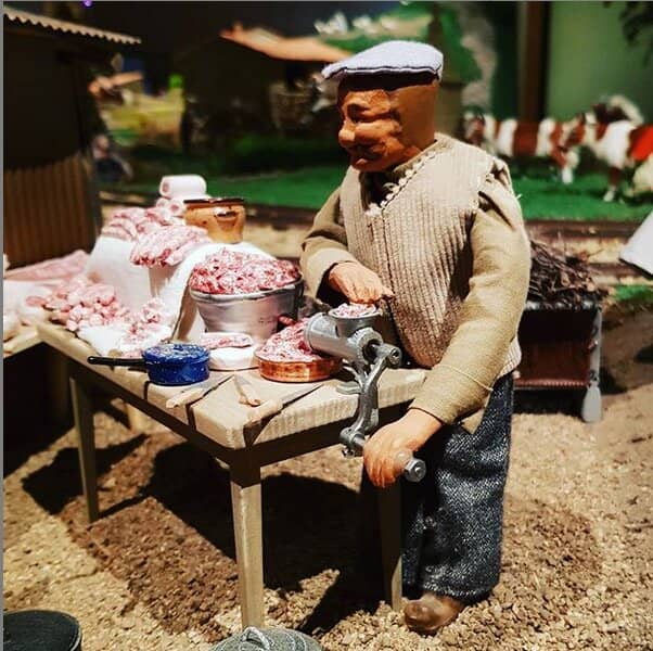 Behind-the-Scenes Tours