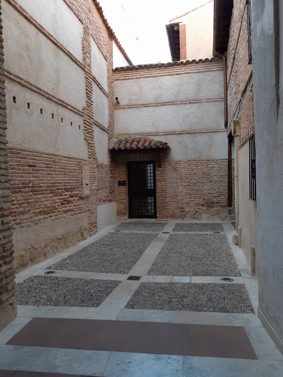 Vertical photo