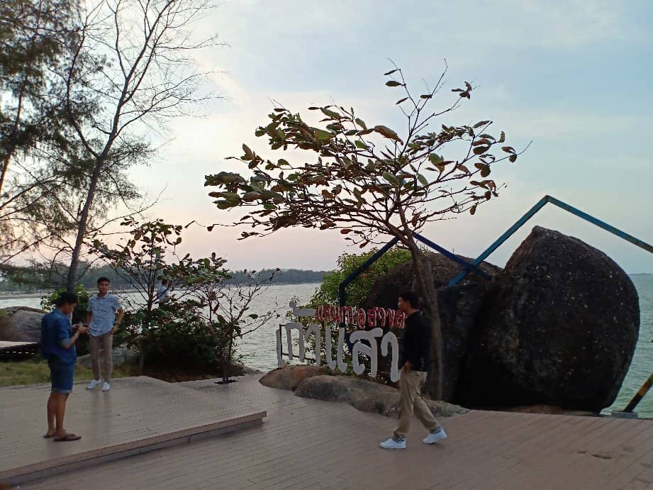 Wat Khao Kao Saen Temple