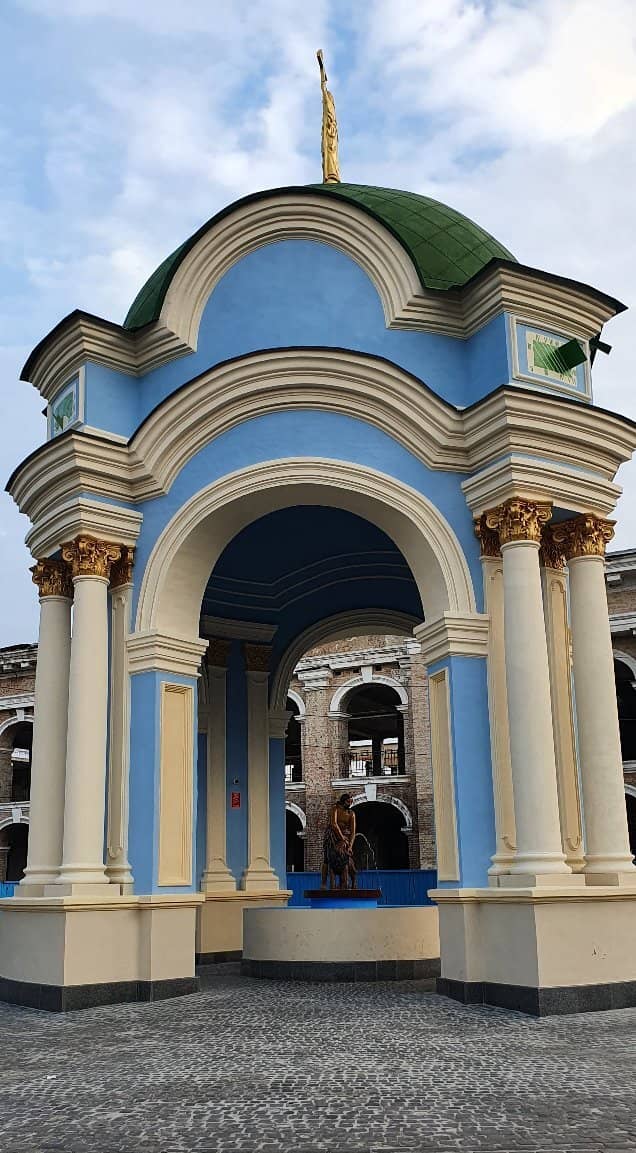 Vertical photo