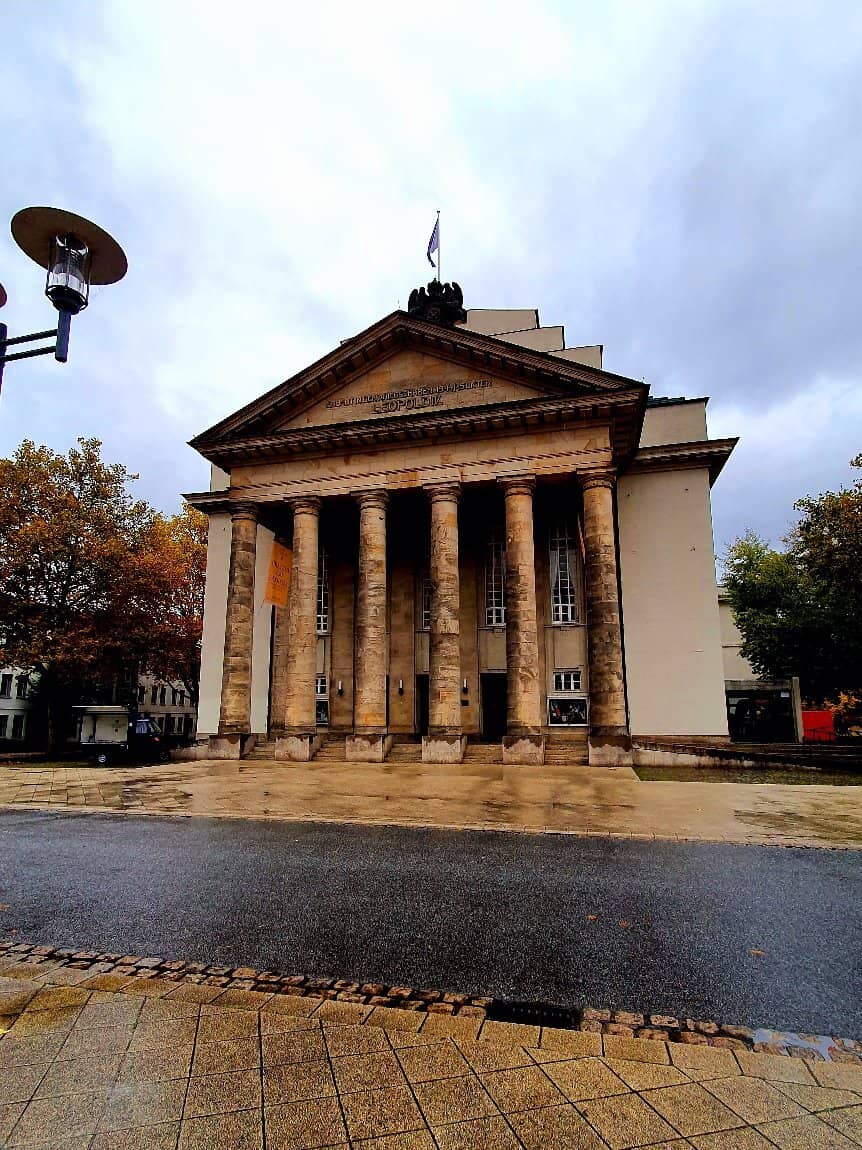 Engaging Ensemble Performances