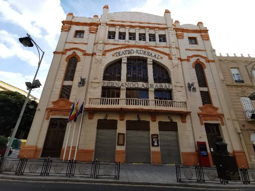 Family-Friendly Shows