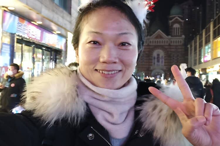 Bustling Shopping Scene