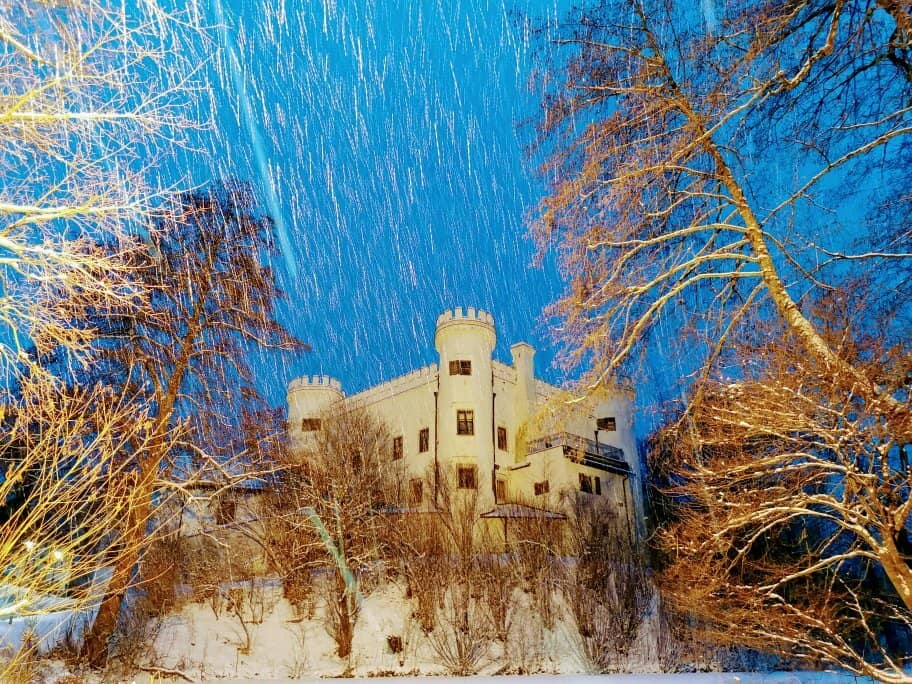 Vertical photo