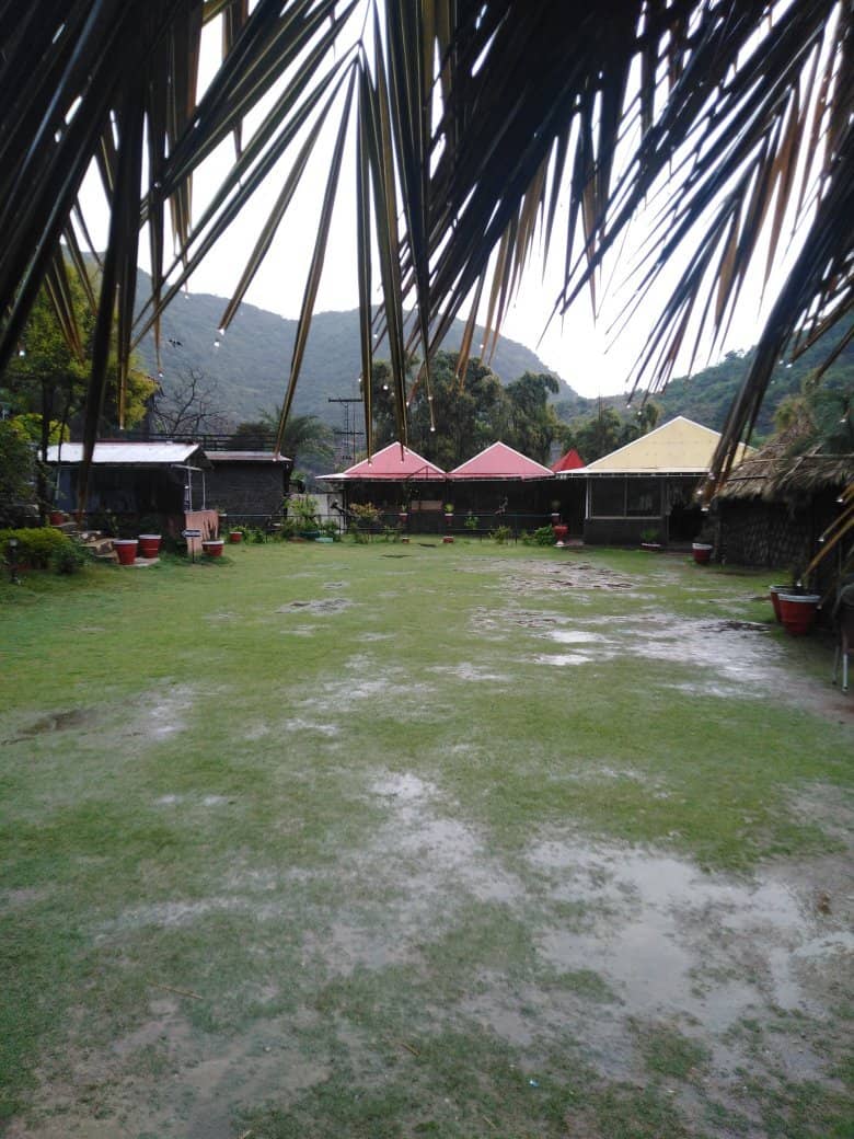 Restaurants in the Stream