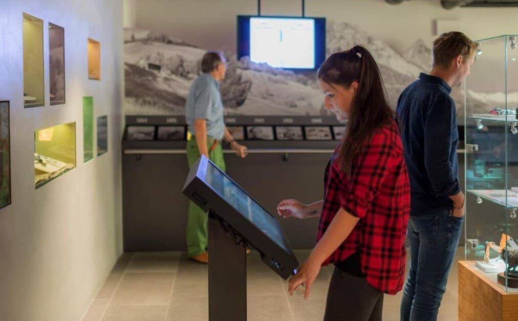 Personalized Swiss Army Knife Assembly