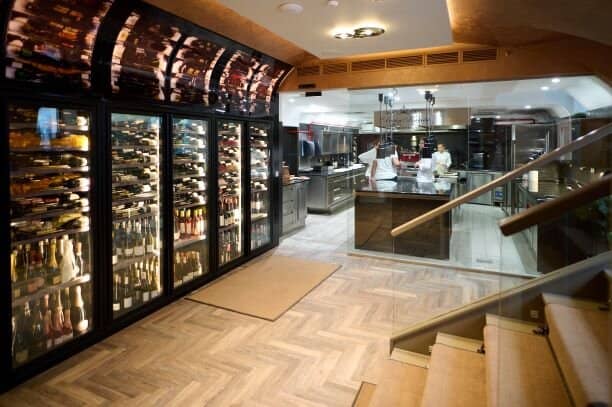 Michelin-Recommended Ambiance