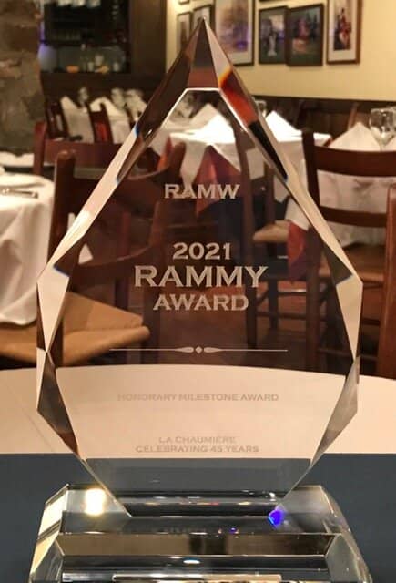 Cozy Ambiance & Warm Service