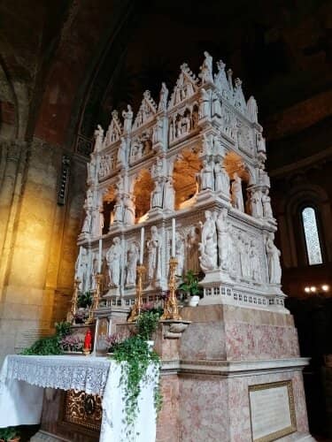 Romanesque Architecture