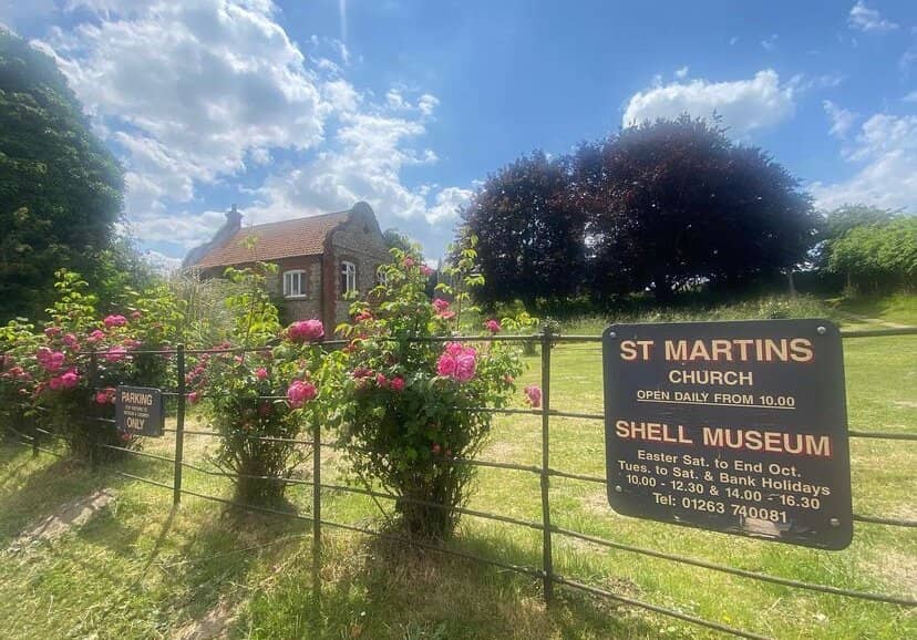 Glandford Church & Ford