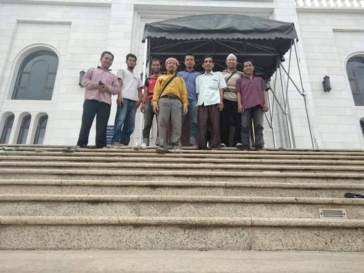 Local Muslim Community