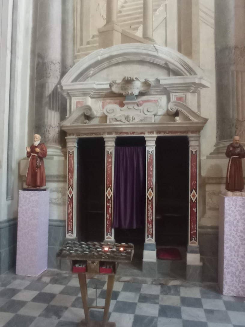 Eight Chapels