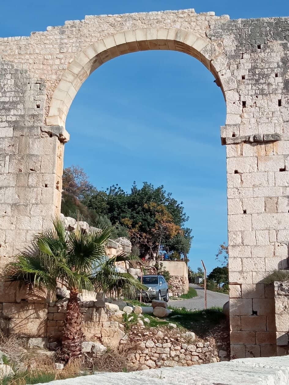 Nekropolis (Necropolis)