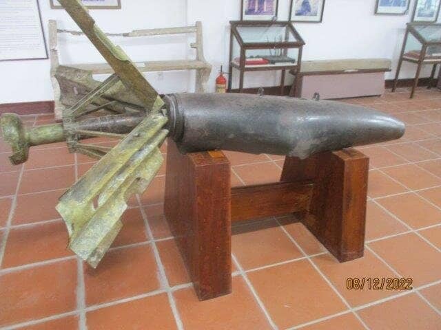 Revolutionary Period Photos & Weapons