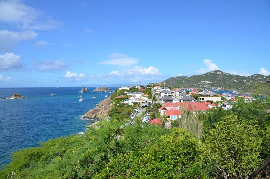 Island Hopping Views