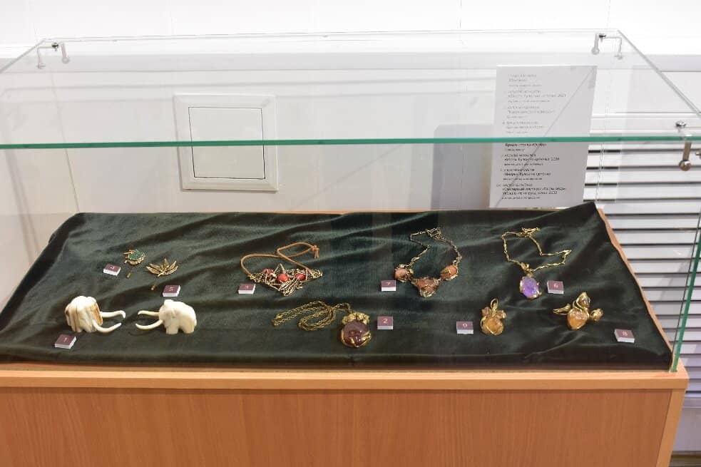 Rotating Artist Exhibitions