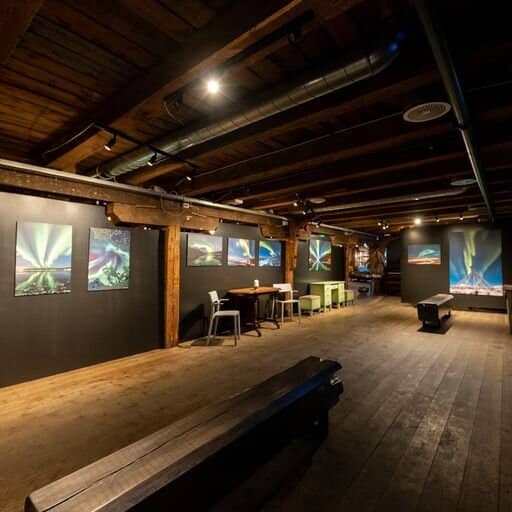 Scenic Waterfront Dining