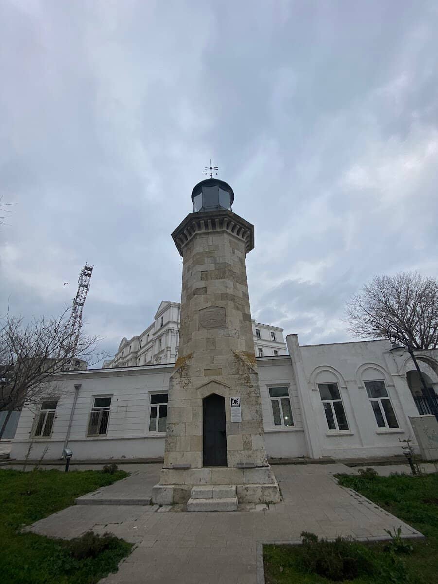 The Iconic Lighthouse Structure