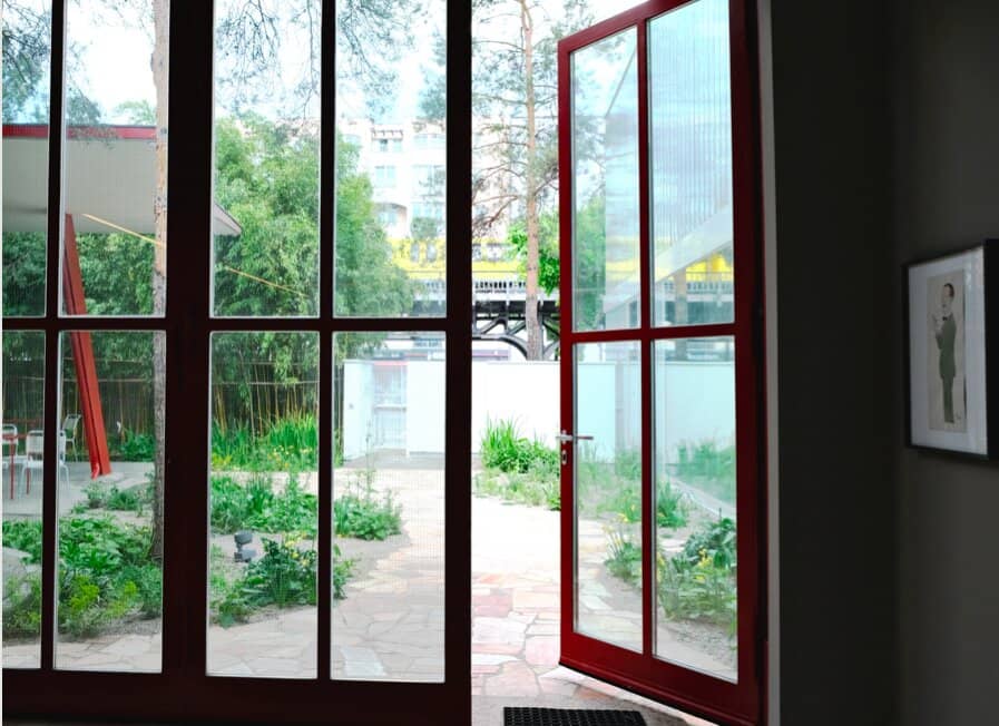 The Idyllic Garden Oasis