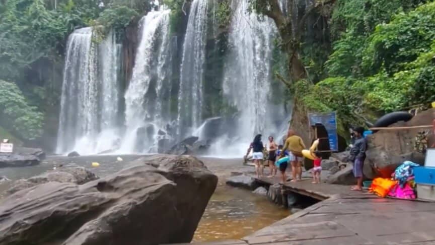 River of a Thousand Lingas