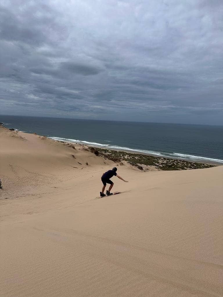 Knowledgeable Guides