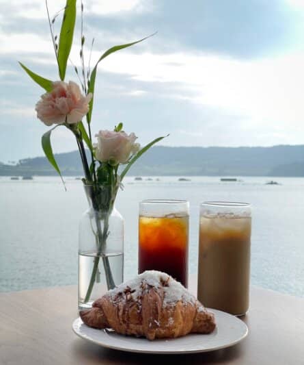 Crystal Cabin Thrill