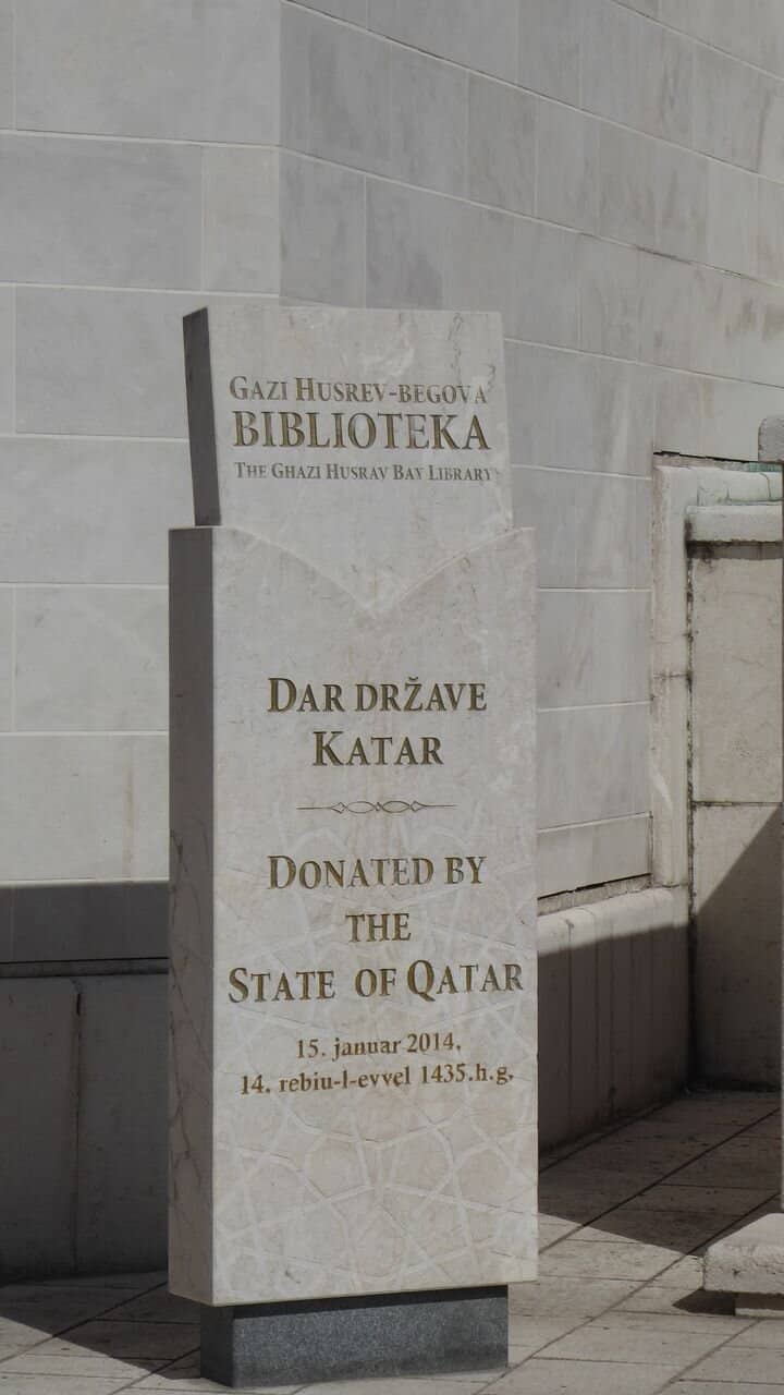 Rare Manuscripts & Islamic Art