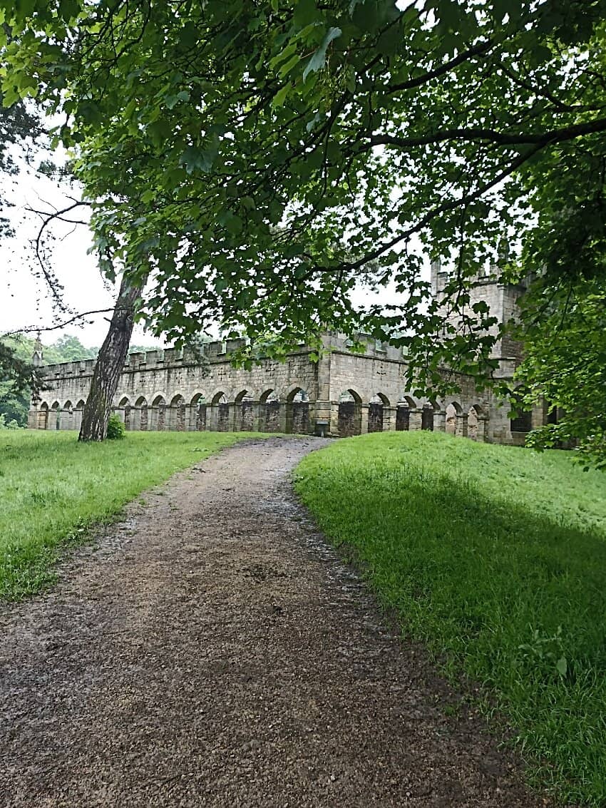 Expansive Deer Park Grounds