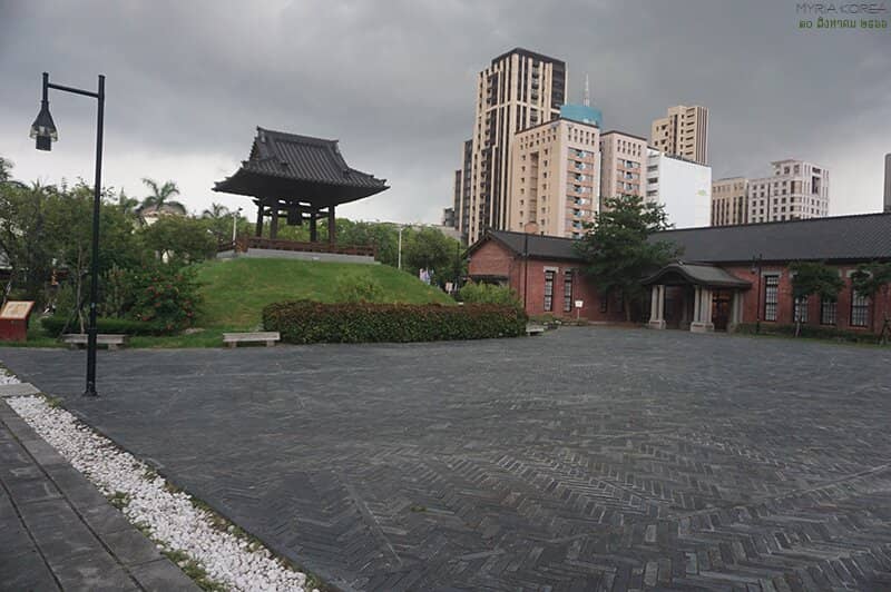 Tranquil Garden Spaces