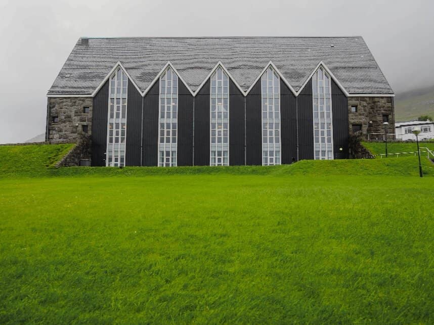 Striking Mid-Century Design