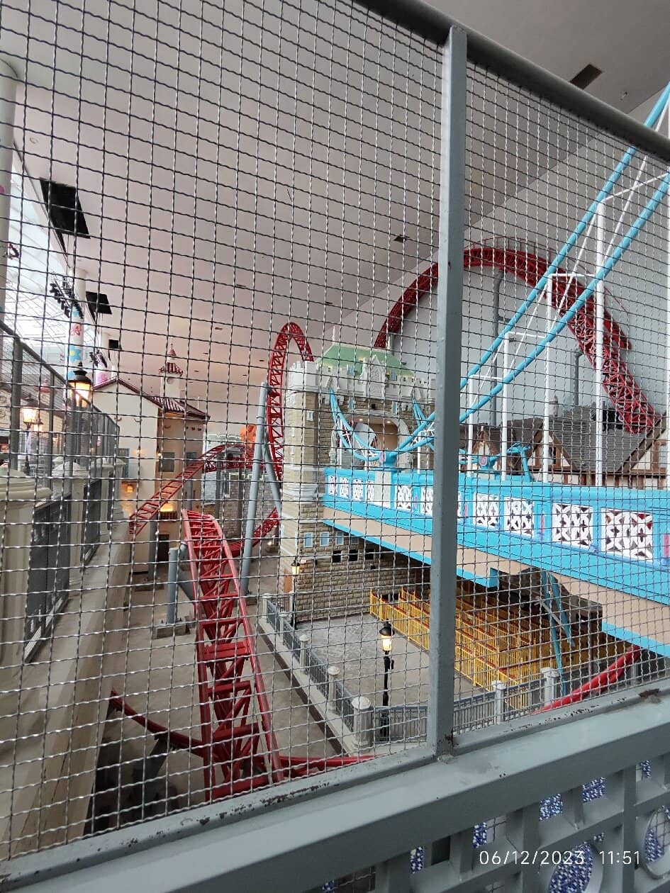 Thrilling Rollercoasters