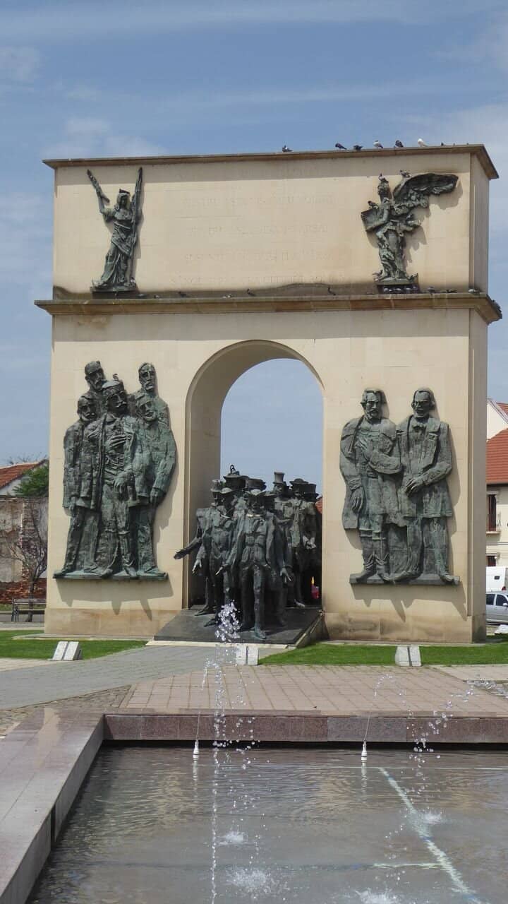 Central Lagoon Walkway