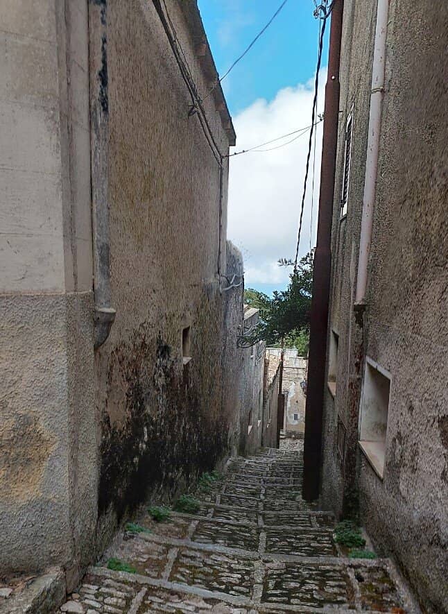 Wandering the Medieval Streets