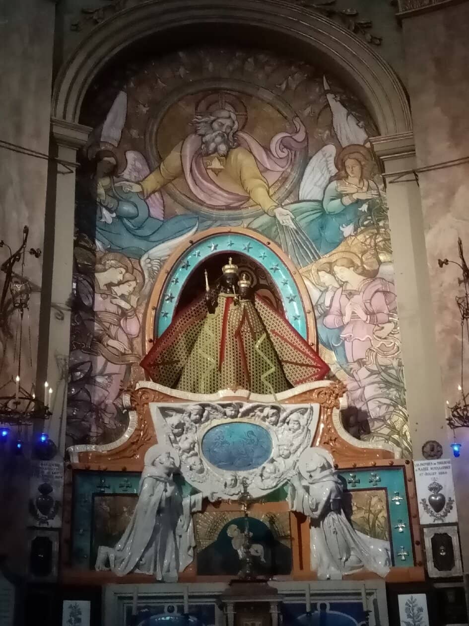 Vertical photo