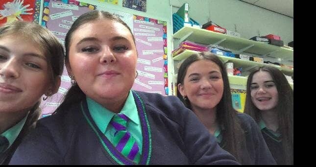 Must-Try Curries and Naan