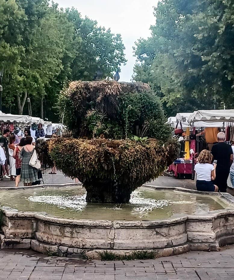 Fontaine des Neuf-Canons