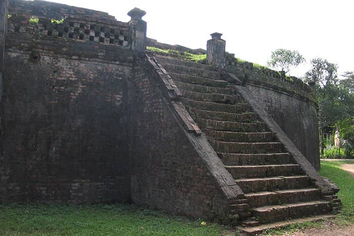 The Arena Structure