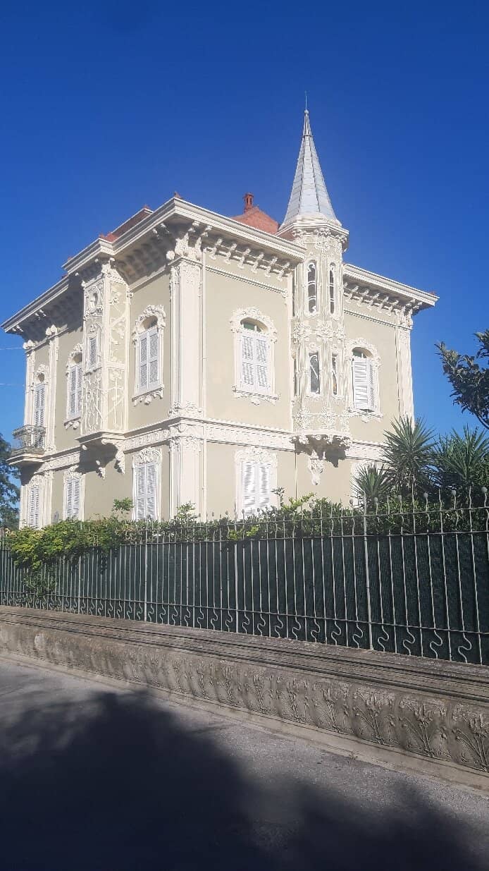 Vertical photo