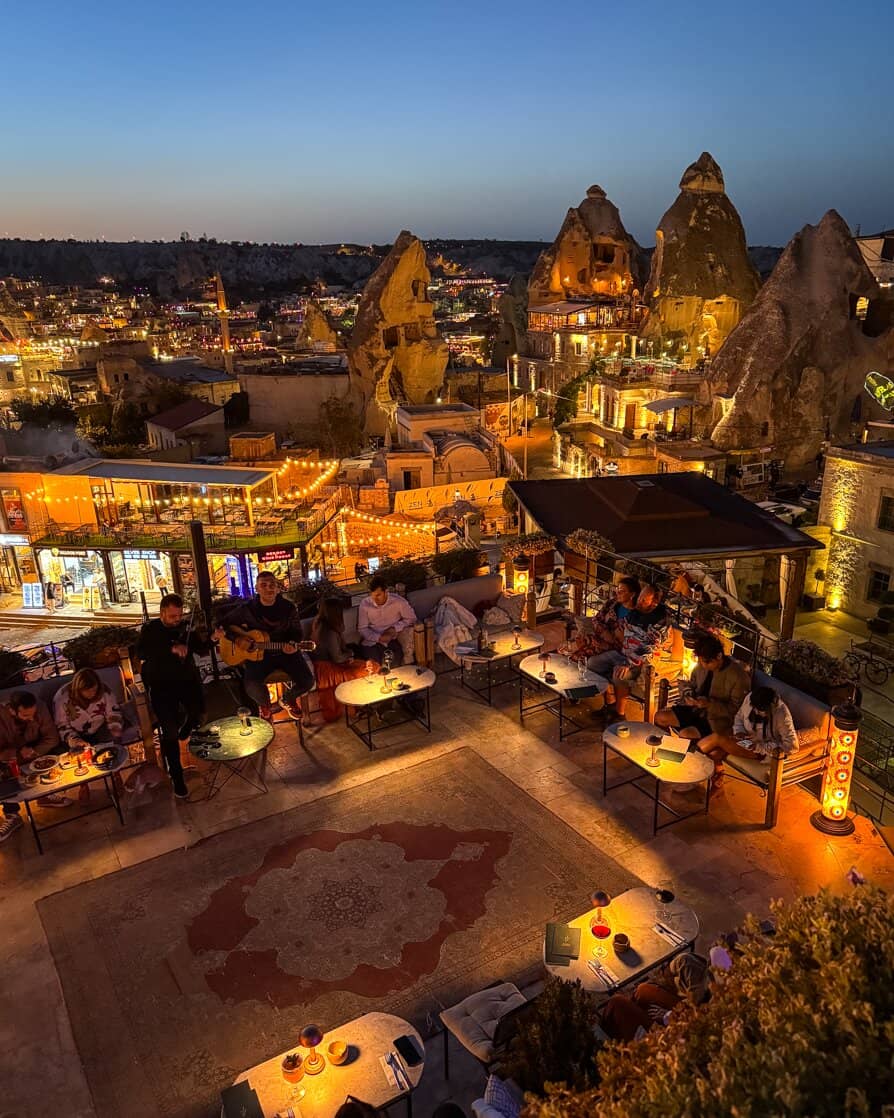 Magical Ambiance with Live Music