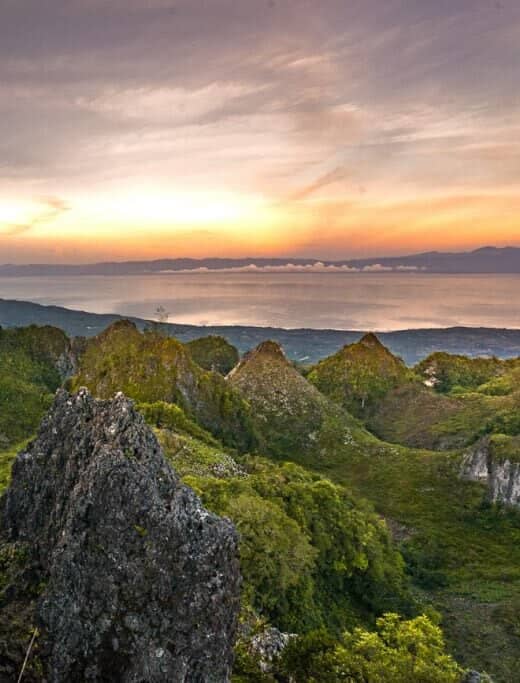 Misty Mountain Atmosphere