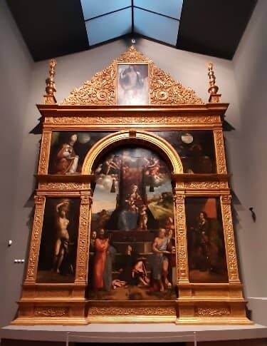 Vertical photo
