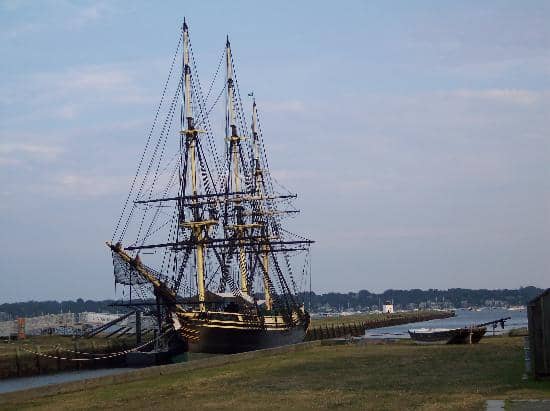 Schooner Fame Cruises